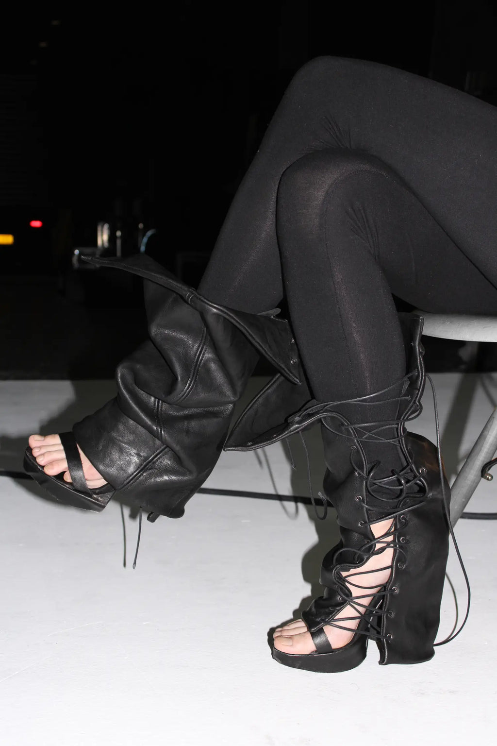 TEMPTRESS LEATHER HEEL COVERS